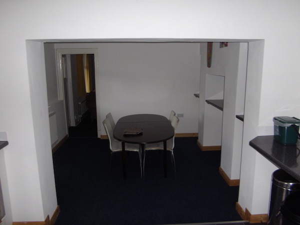 King Student Lettings - Swansea Lettings - 12a Uplands Terrace Dining