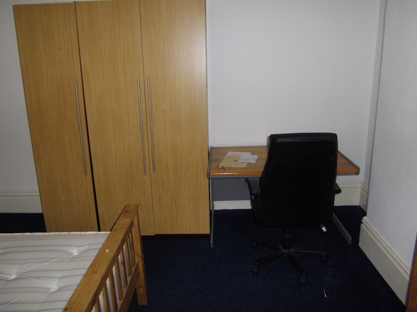 King Student Lettings - Swansea Lettings - 12a Uplands Terrace Room 1 (5)
