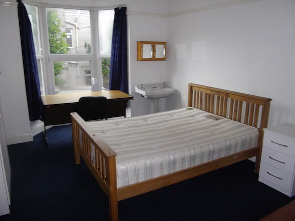 King Student Lettings - Swansea Lettings - 12a Uplands Terrace Room 3 (1)