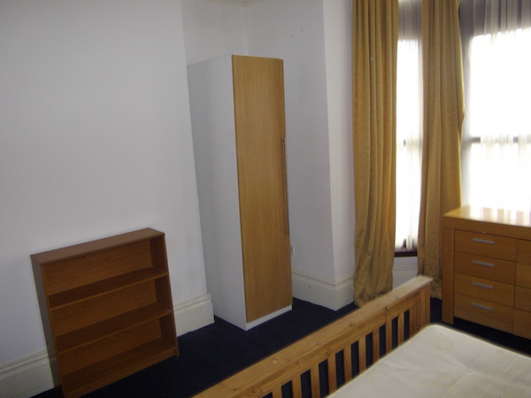 King Student Lettings - Swansea Lettings - 12a Uplands Terrace Room 5 (6)
