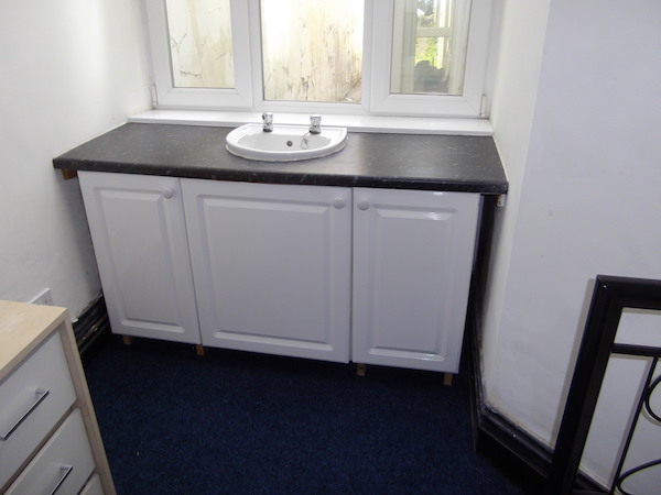 King Student Lettings - Swansea Lettings - 2 Ernald Place Room 2 (1)