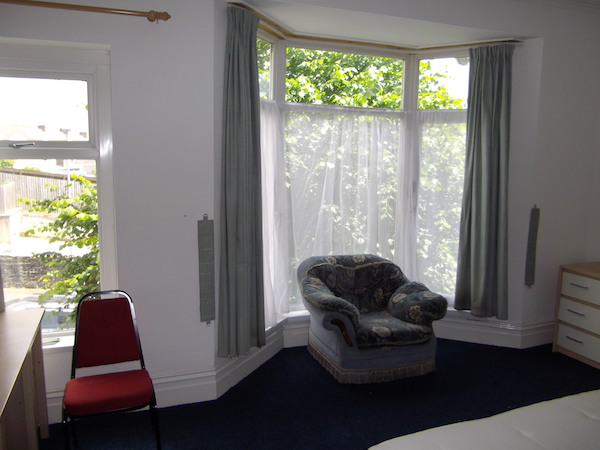 King Student Lettings - Swansea Lettings - 2 Ernald Place Room 5 (1)
