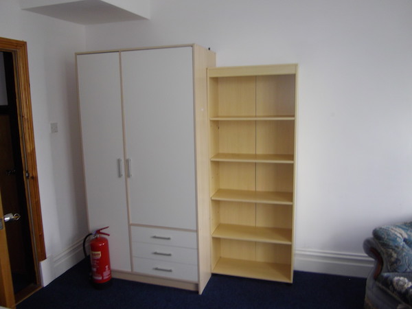 King Student Lettings - Swansea Lettings - 2 Ernald Place Room 5 (7)
