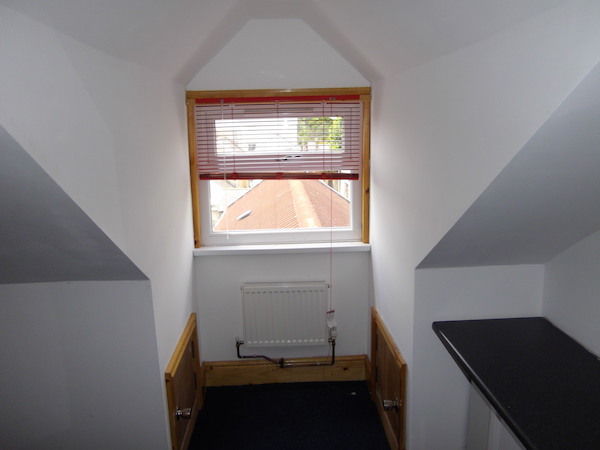 King Student Lettings - Swansea Lettings - 2 Ernald Place Room 6 (4)