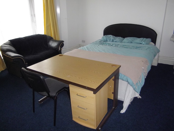 King Student Lettings - Swansea Lettings - 30 Ernald Place Room 5 (4)